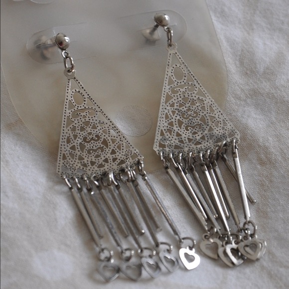 cute silver earrings - Picture 2 of 3